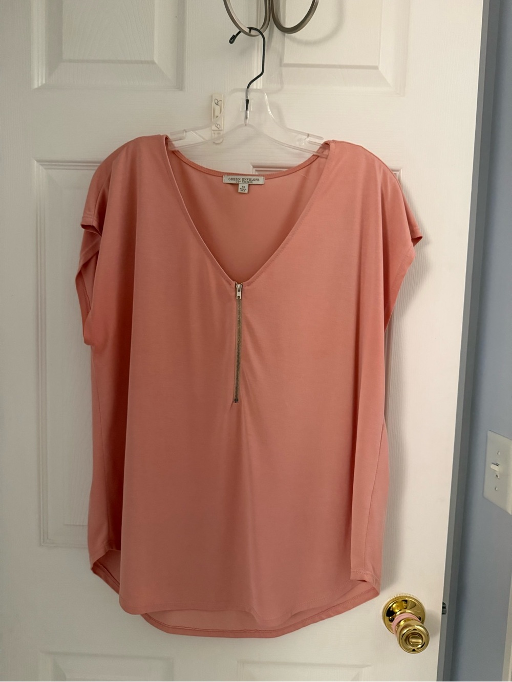 Green Envelope Dusty Coral V-Neck Zip Front Blouse
